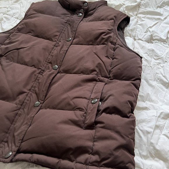 GAP I Puffer Vest - Picture 2 of 6